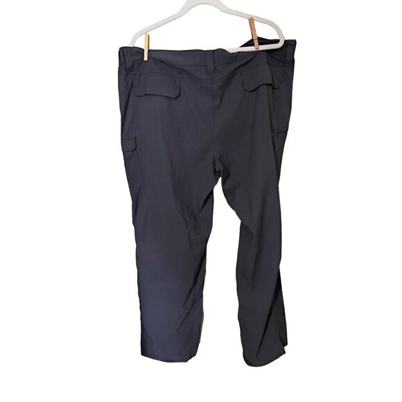 Bit & Bridle Women's Cargo / riding pants Pants 1X  hore plus size - Picture 1 of 13